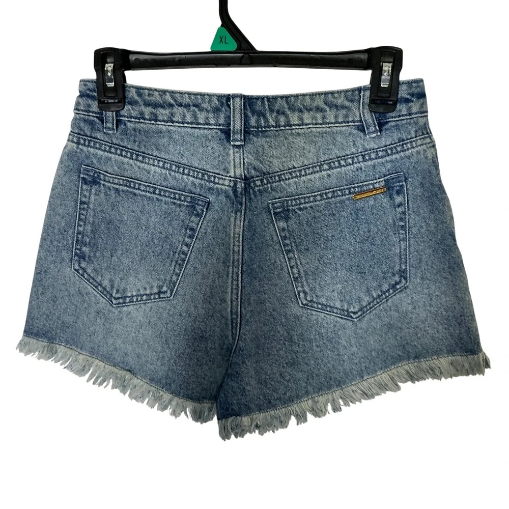 Michael Kors Womens Denim Shorts Light Wash Frayed Raw Hem Gold Hardware‎ Size 2